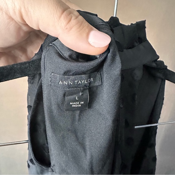 Polka dot Ann Taylor black business top. Large #A43 - Picture 3 of 3